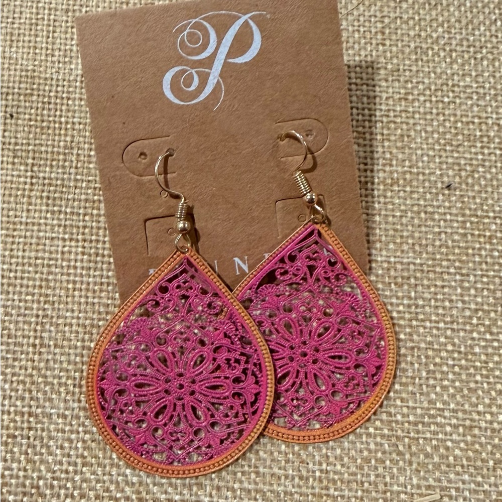 NWOT Plunder Pink and Gold Teardrop Earrings